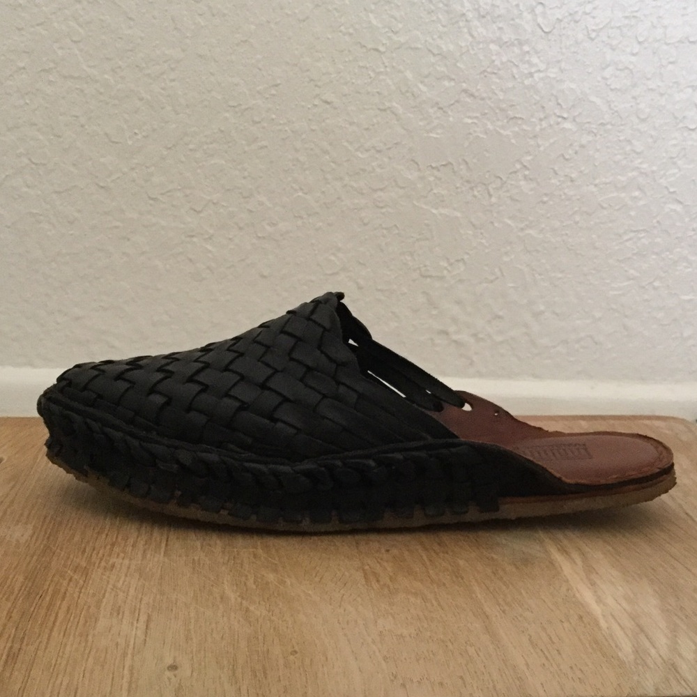 Mohinders woven slide, iron-dyed black, Size 7